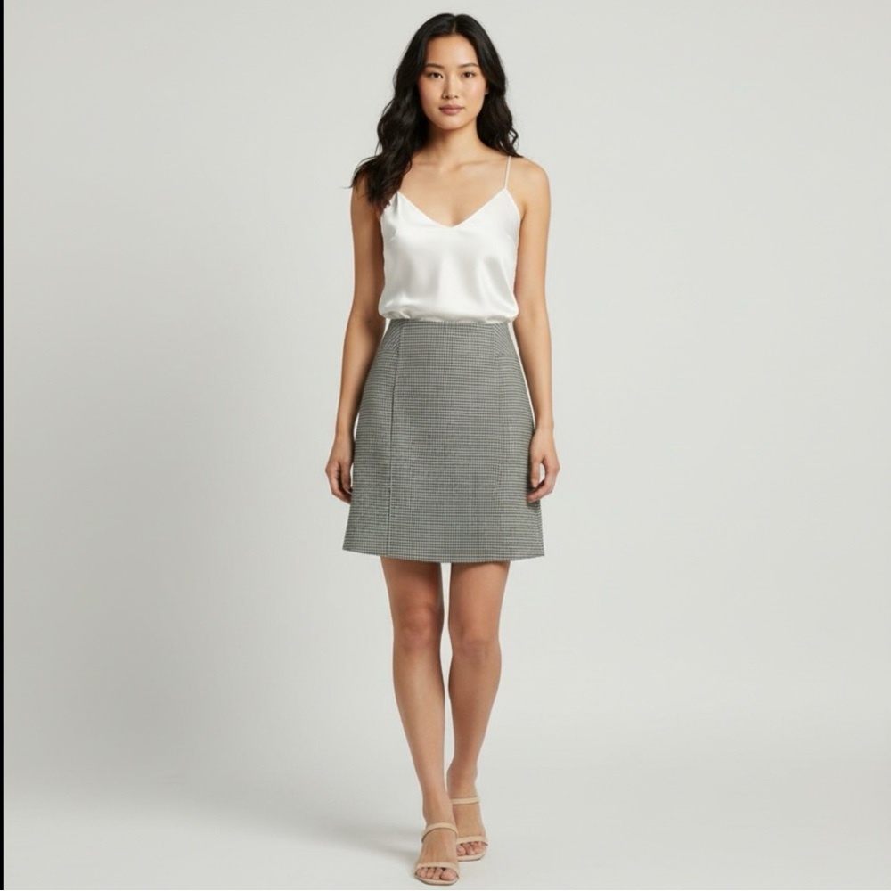 LOFT Black and White Pencil Skirt